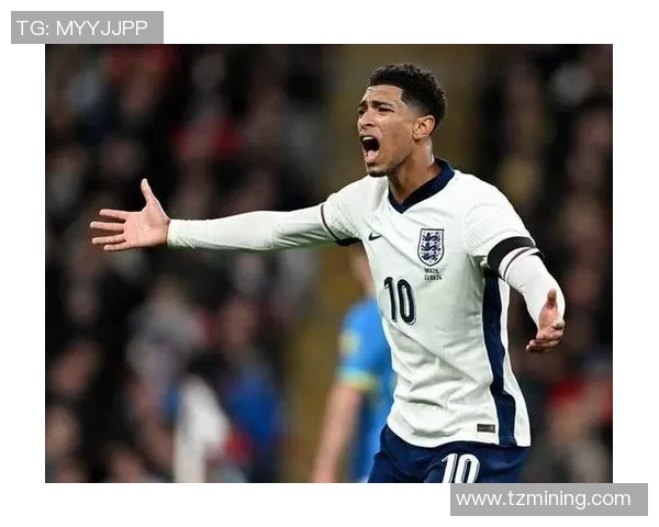 月薪七亿欧元的足球明星背后隐藏的财富与荣耀故事 月薪七亿欧元的足球明星背后隐藏的财富与荣耀故事